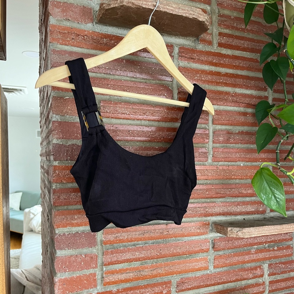 Black ribbed bikini top